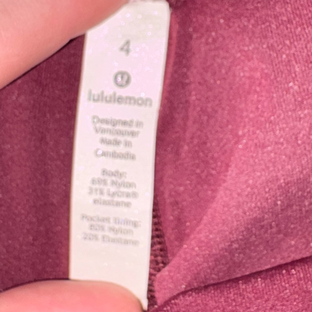 Lululemon - Picture 2 of 2